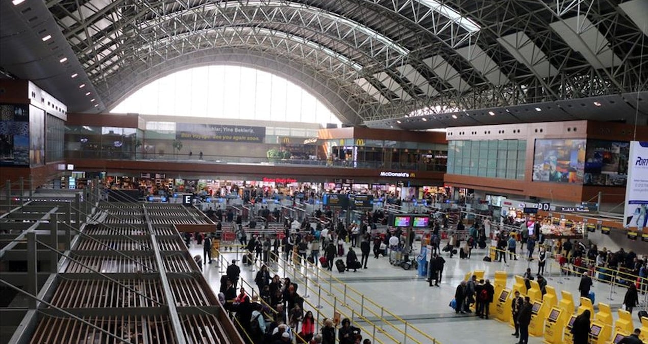 havalimaninda ucaklara deprem uyarisi sgVXIwiw