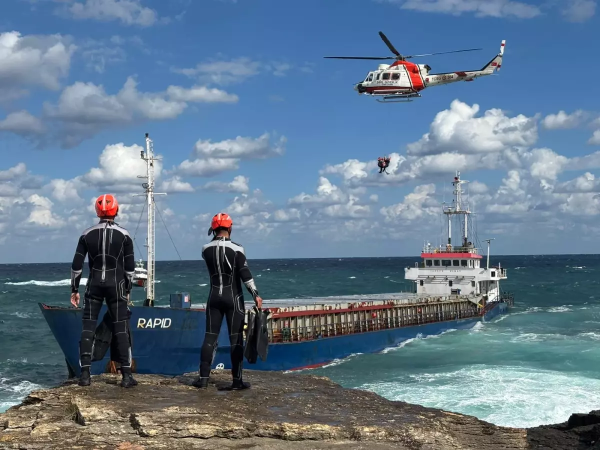 kandirada gemide mahsur kalan 7 murettebat kurtarildi RcGBSvOk