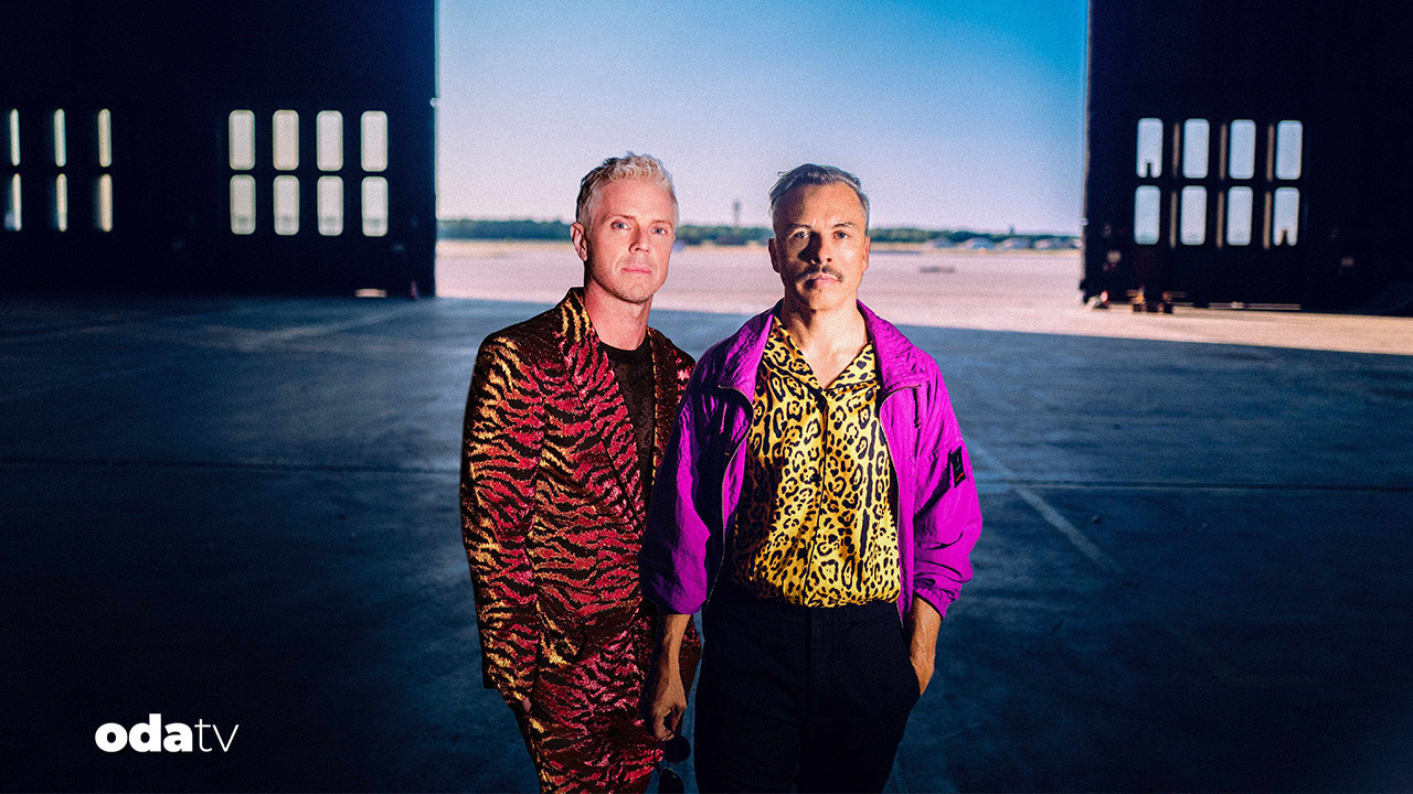 purple disco machine fire ice ile geri dondu VrBklSvv