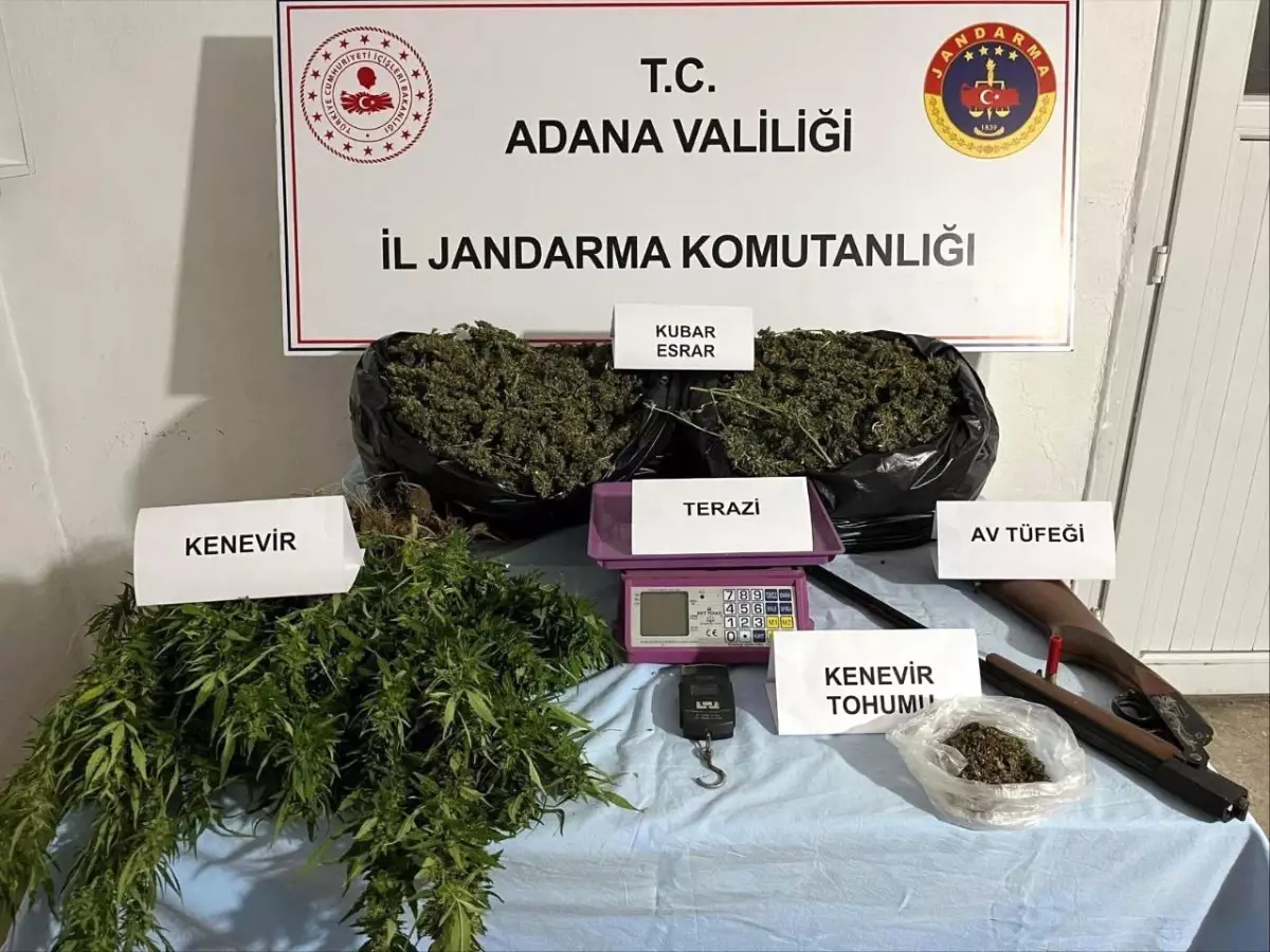 adanada jandarma operasyonunda 10 kilo esrar ele gecirildi Rq5ByNgT