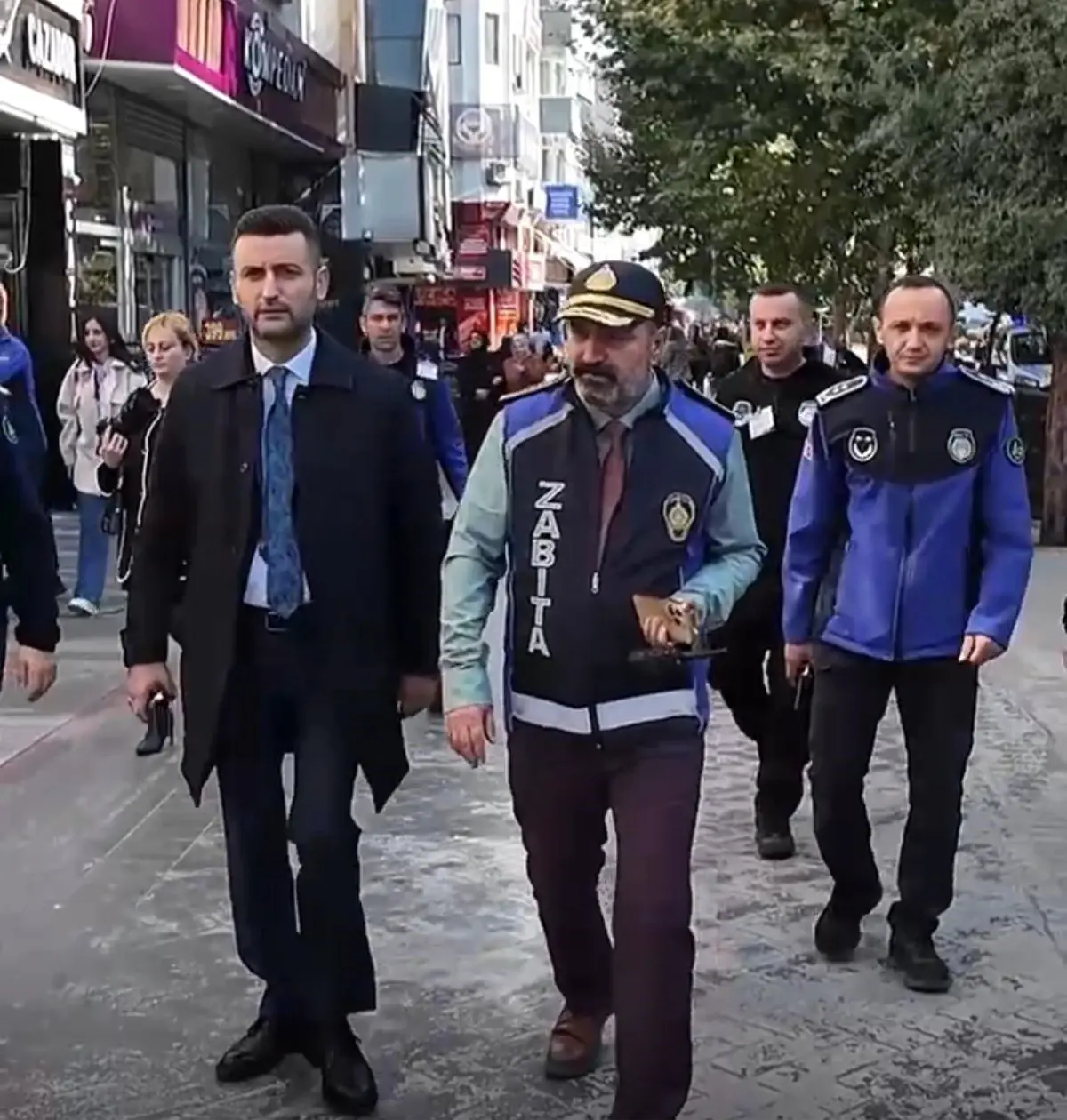 boluda isgaliye ve kirlilige gecit yok nyKGUxI6.jpg