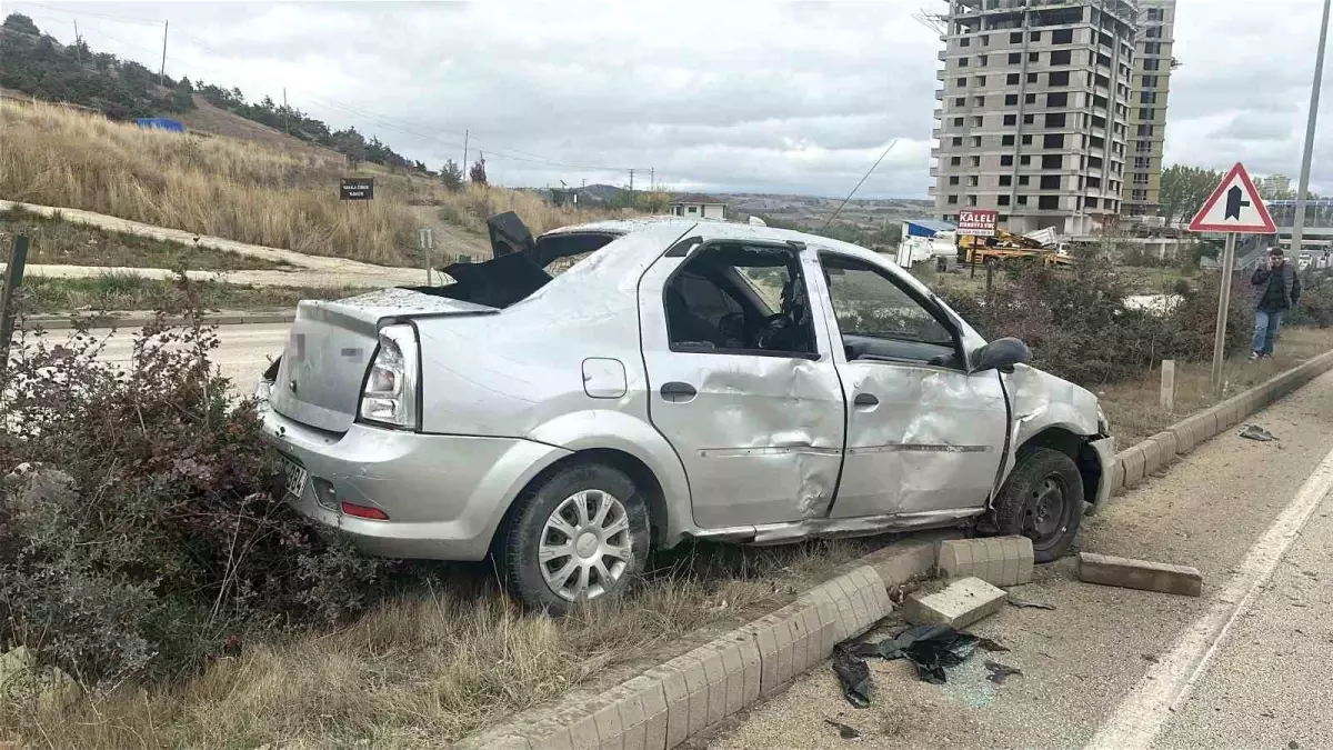 kastamonuda takla atan otomobilde 2 yarali CNWqiRt8.jpg