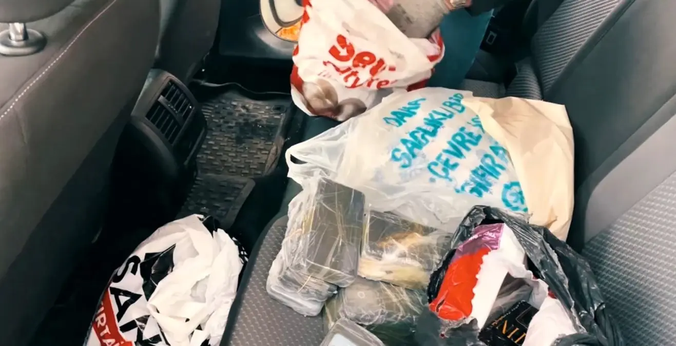 musta gumruk kacagi 218 cep telefonu ele gecirildi emwkAhFr.jpg