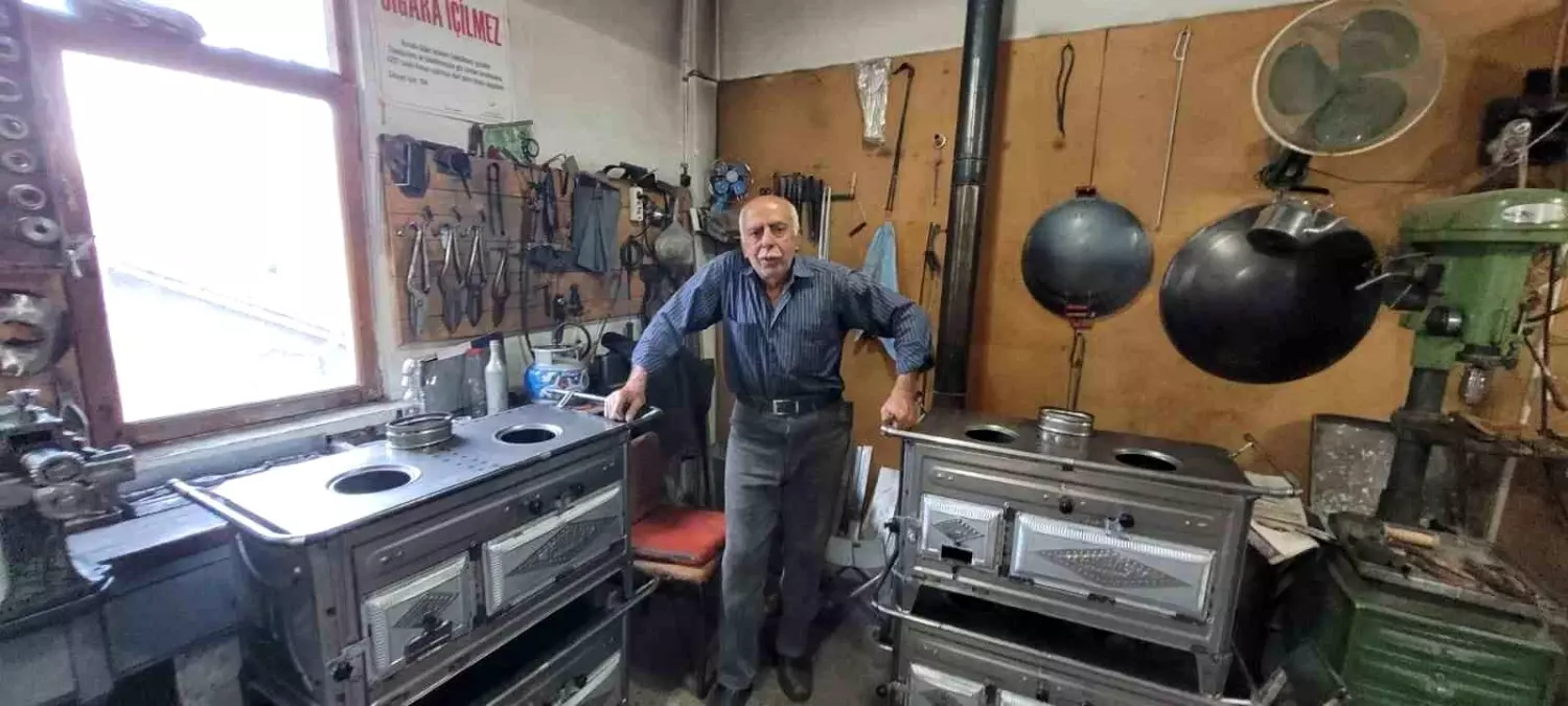 sobacilik meslegi 68 yasindaki mehmet akbas ile yasatiliyor 5JbVq3Kv.jpg