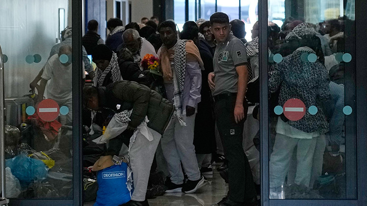 turkiyenin tahliye ettigi aktivistler israilde yasananlari anlatti dHkTZDDK