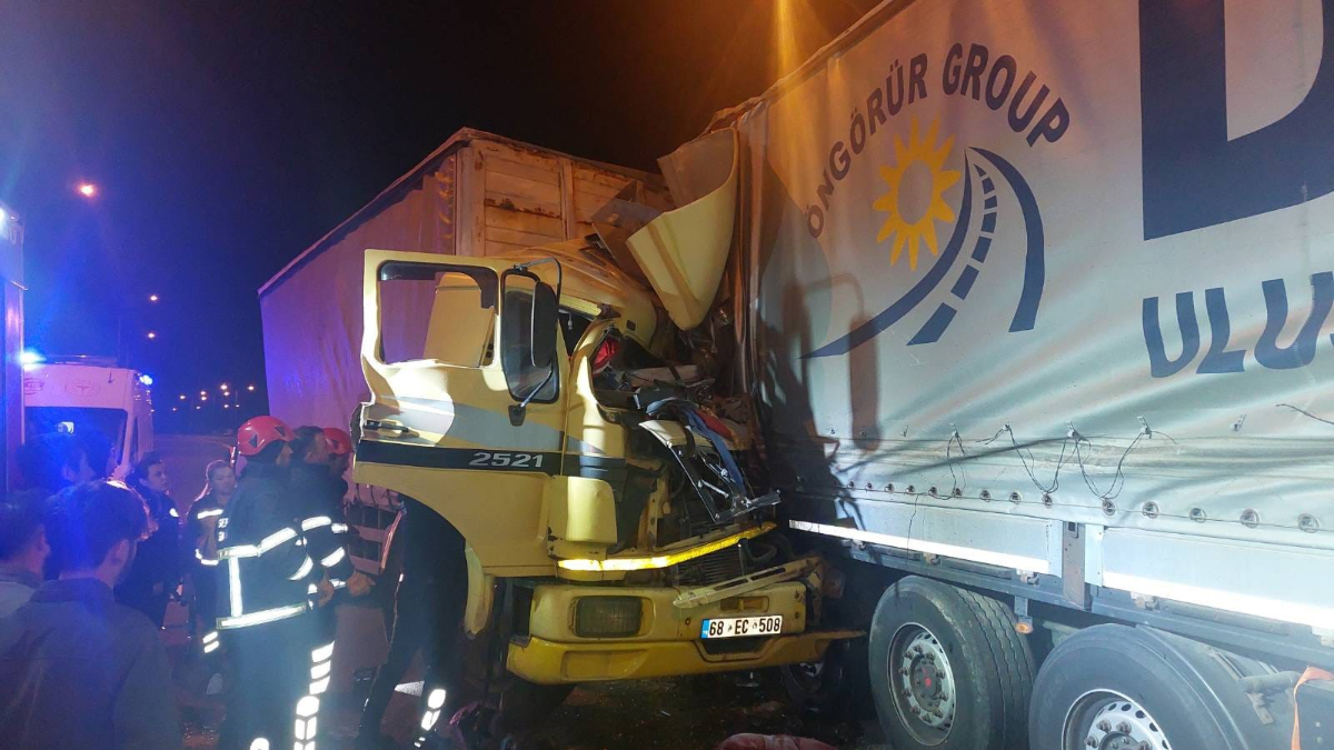 boluda ariza yapan tira carpan kamyon soforu oldu BzPM6kx2.jpg