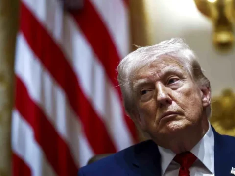 Trump, İran’a Saldırıları 10 Gün Erteledi