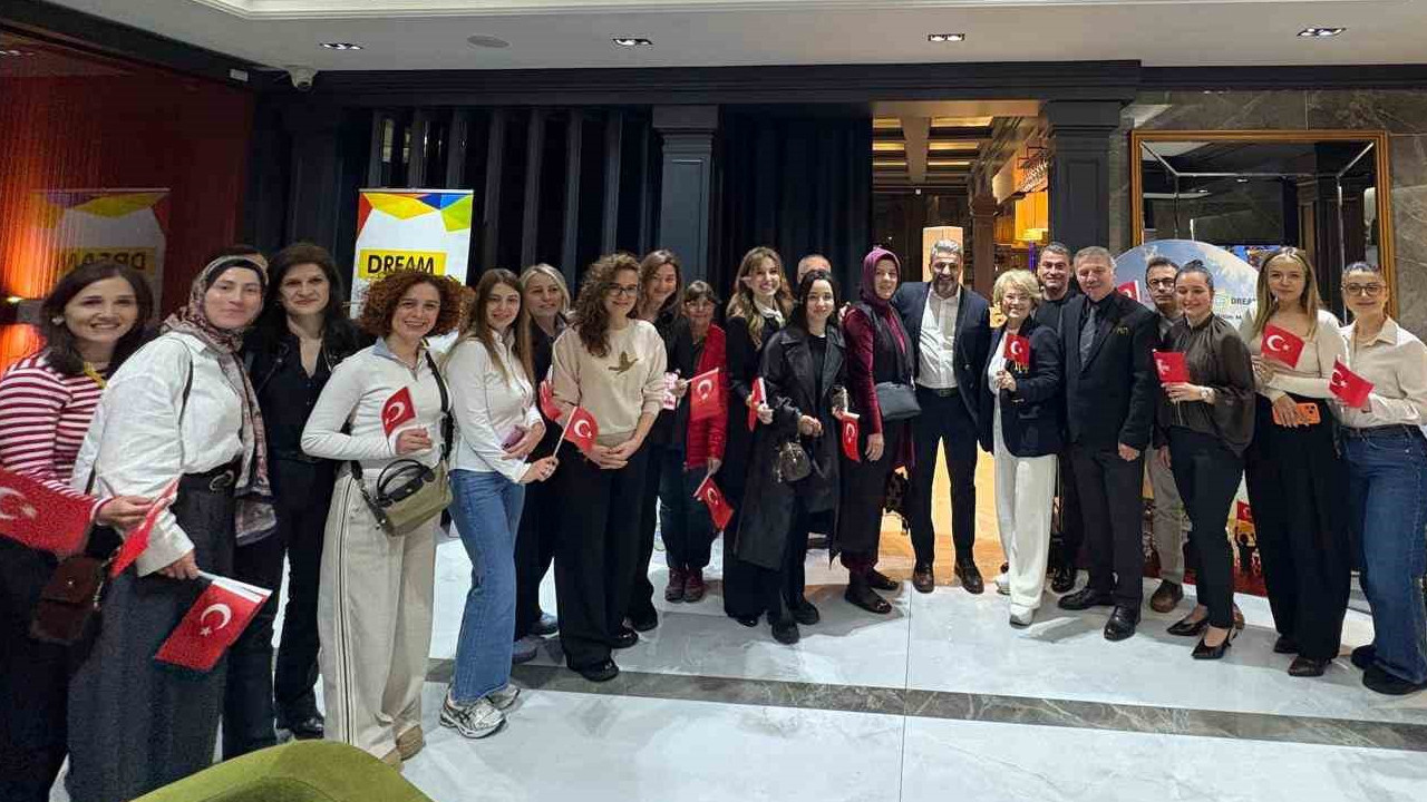 40 milyonluk lüks otomobilin altın amblemi çalındı